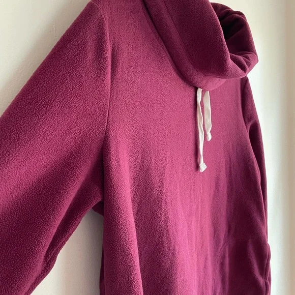 Old Navy Cowl Neck Fleece Sweatshirt - Picture 2 of 5